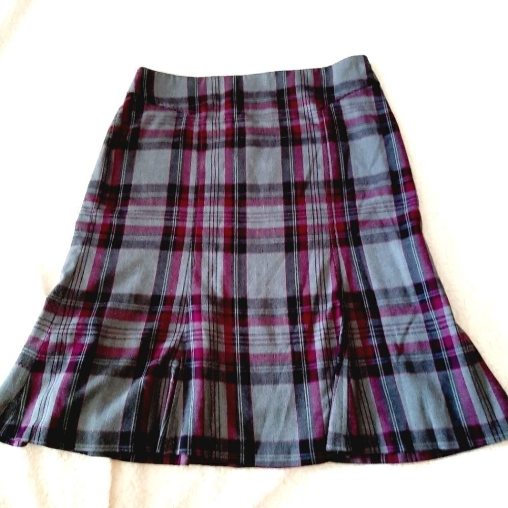 Nu options sz 10 schoolgirl plaid purple gray Midi skirt